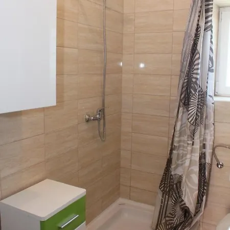 דירה By The Sea Kali, Ugljan - 13865 קאלי