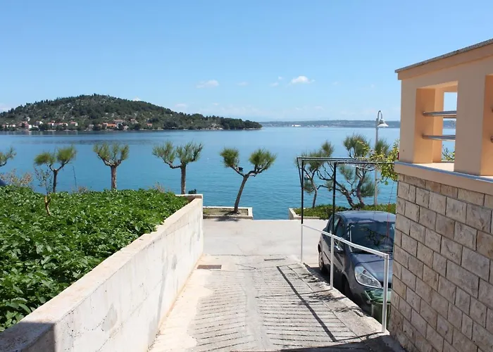 Апартаменты By The Sea Kali, Ugljan - 13865 *